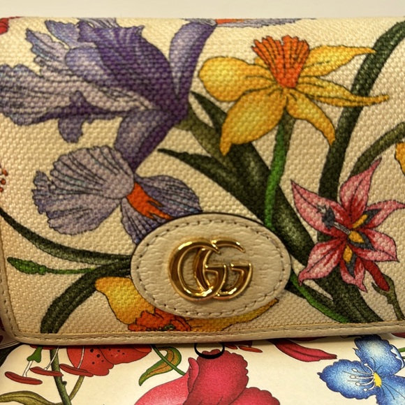 Gucci Floral Wallet Limited Edition! - Picture 13 of 14